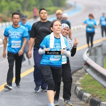 Runner Photo 7029788