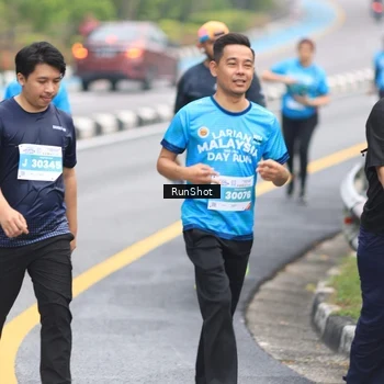 Runner Photo 7029792