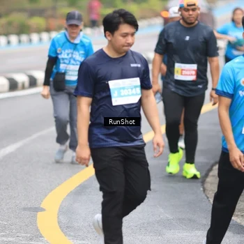 Runner Photo 7029798