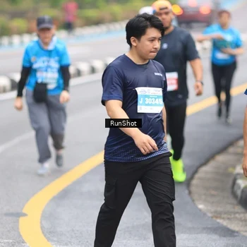 Runner Photo 7029827