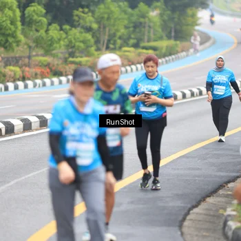 Runner Photo 7029837
