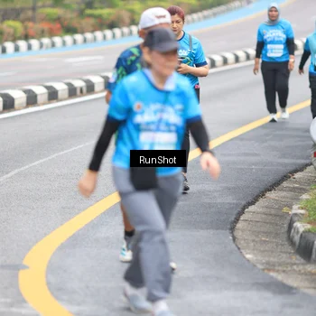 Runner Photo 7029838