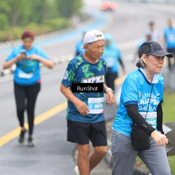 Runner Photo 7029859