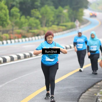 Runner Photo 7029863