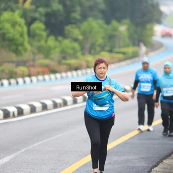 Runner Photo 7029868
