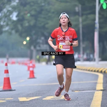 Runner Photo 7029872