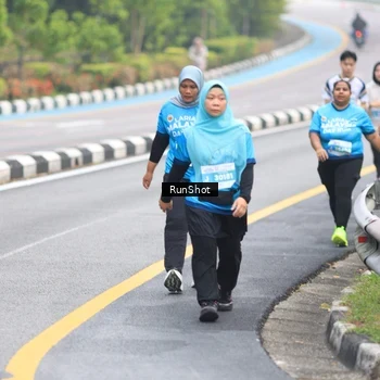 Runner Photo 7029879