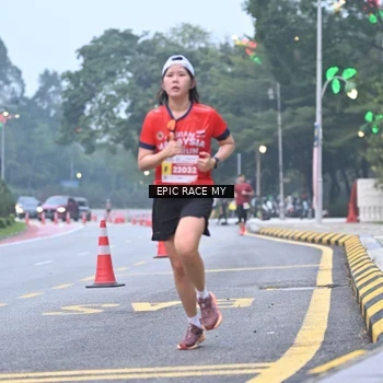 Runner Photo 7029881