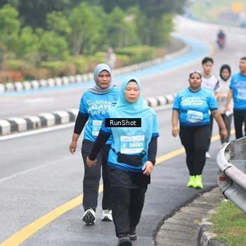 Runner Photo 7029884