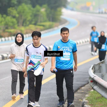 Runner Photo 7029903
