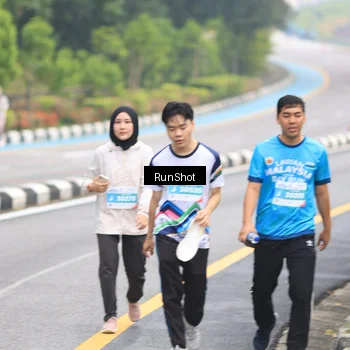 Runner Photo 7029905