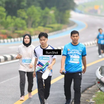 Runner Photo 7029906
