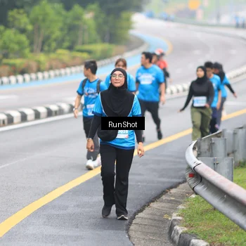 Runner Photo 7029908