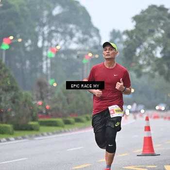 Runner Photo 7029913