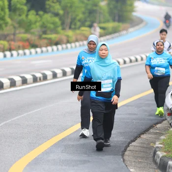 Runner Photo 7029914