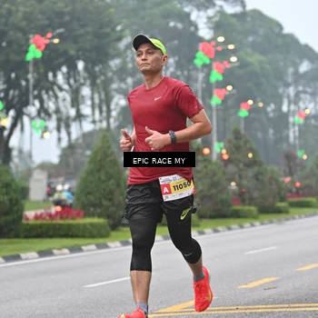 Runner Photo 7029923
