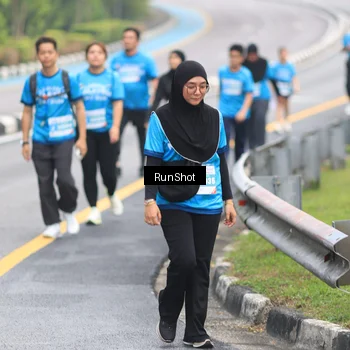 Runner Photo 7029935