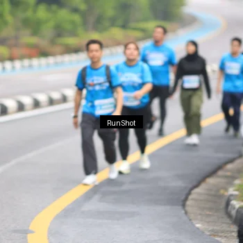 Runner Photo 7029941