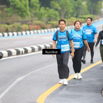 Runner Photo 7029944