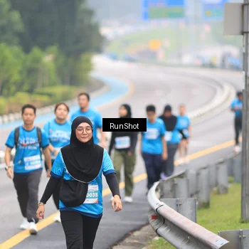 Runner Photo 7029948