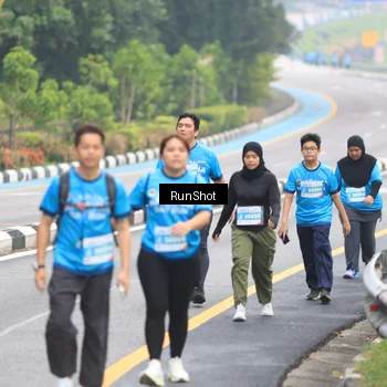 Runner Photo 7029957
