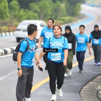 Runner Photo 7029973