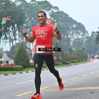 Runner Photo 7029976