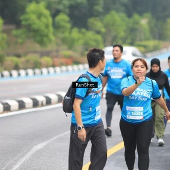 Runner Photo 7029979