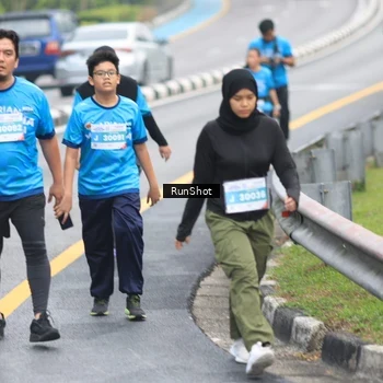 Runner Photo 7029989