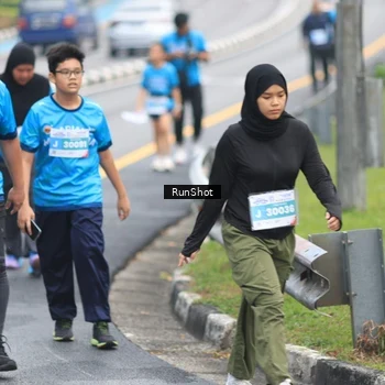 Runner Photo 7029994