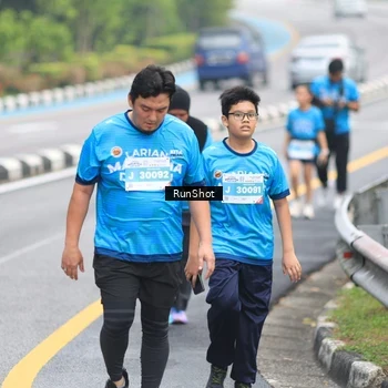 Runner Photo 7029997