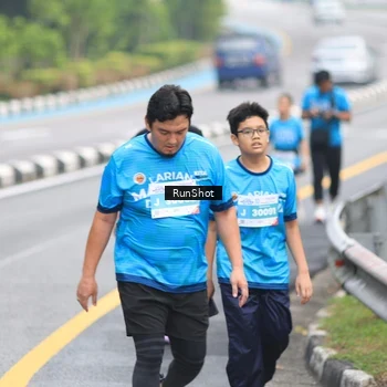 Runner Photo 7030001