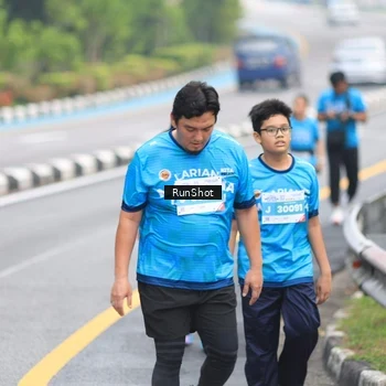Runner Photo 7030006