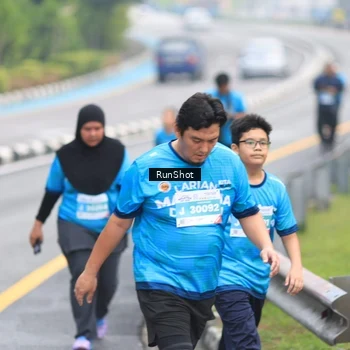 Runner Photo 7030009