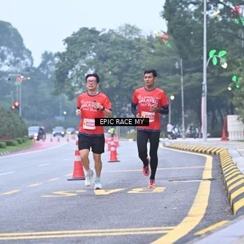 Runner Photo 7030013