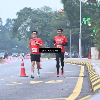 Runner Photo 7030021