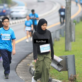 Runner Photo 7030022