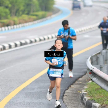 Runner Photo 7030025