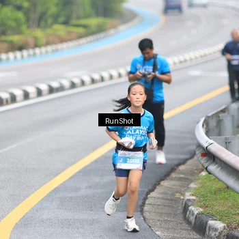 Runner Photo 7030027