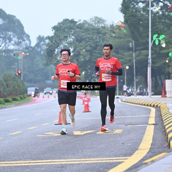Runner Photo 7030036
