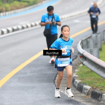 Runner Photo 7030041