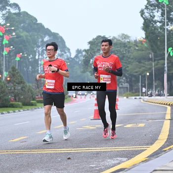 Runner Photo 7030047