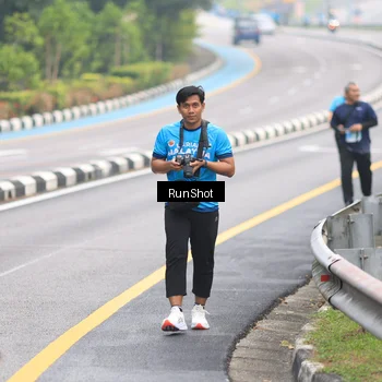 Runner Photo 7030055