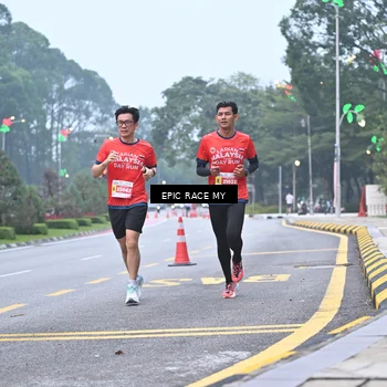 Runner Photo 7030056