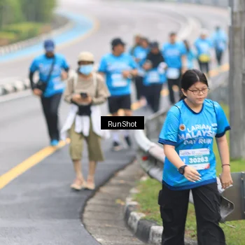 Runner Photo 7030057