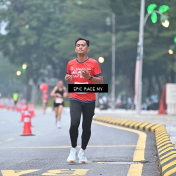 Runner Photo 7030065