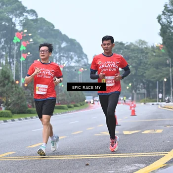 Runner Photo 7030067