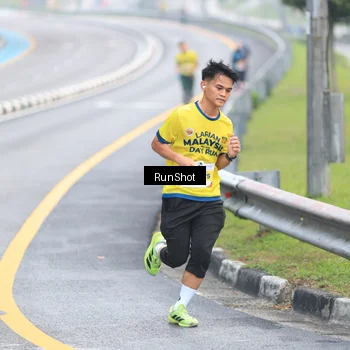 Runner Photo 7030068