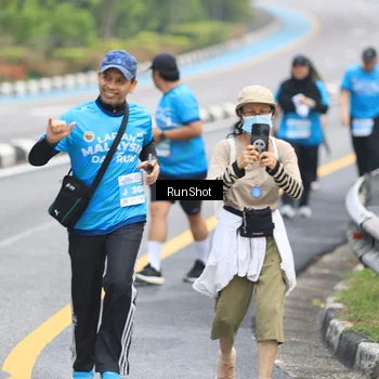 Runner Photo 7030069