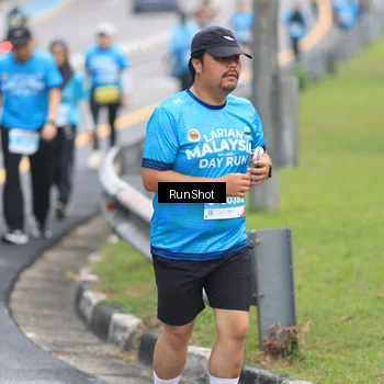 Runner Photo 7030086